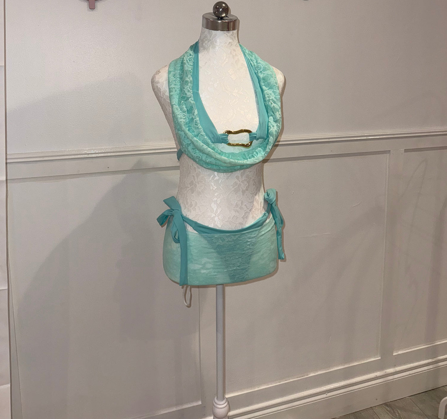 Aqua marine